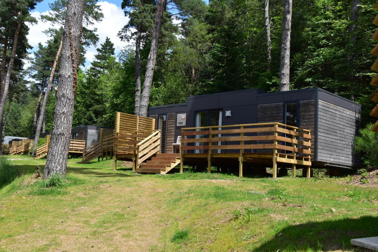 Camping Domaine Du Lac Chambon Murol Exteriér fotografie