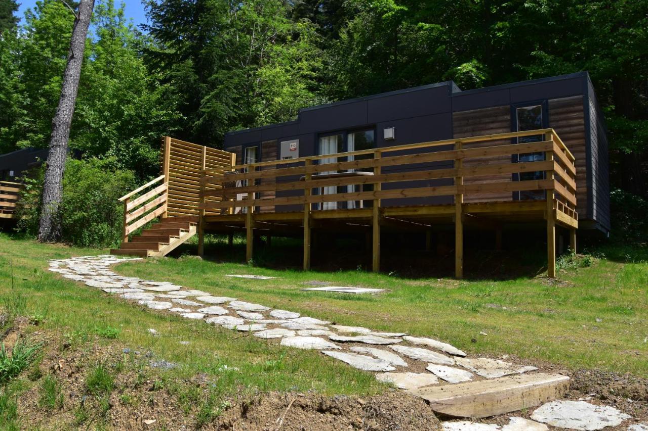 Camping Domaine Du Lac Chambon Murol Exteriér fotografie
