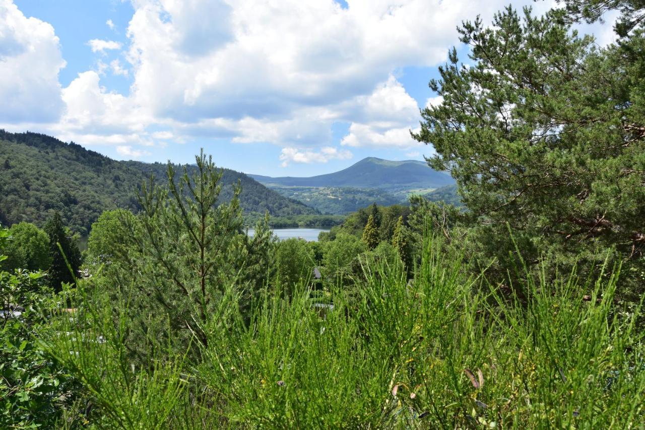 Camping Domaine Du Lac Chambon Murol Exteriér fotografie