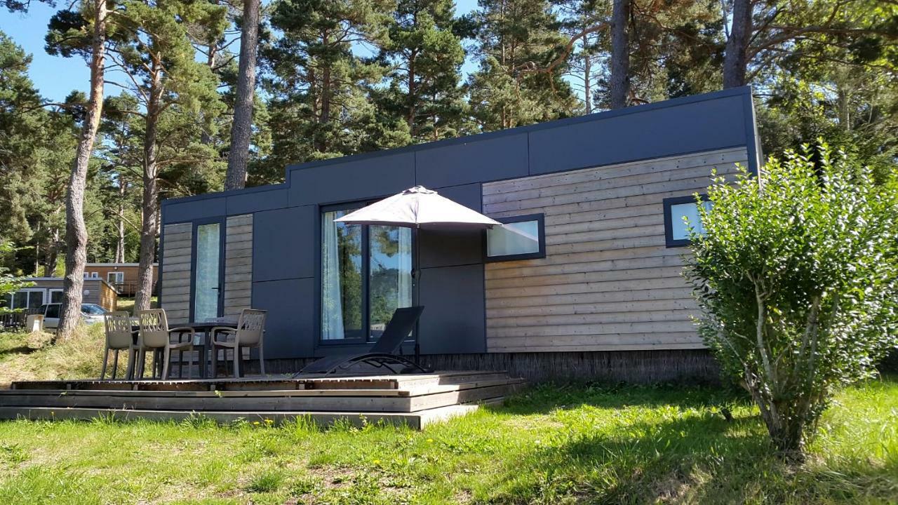 Camping Domaine Du Lac Chambon Murol Exteriér fotografie
