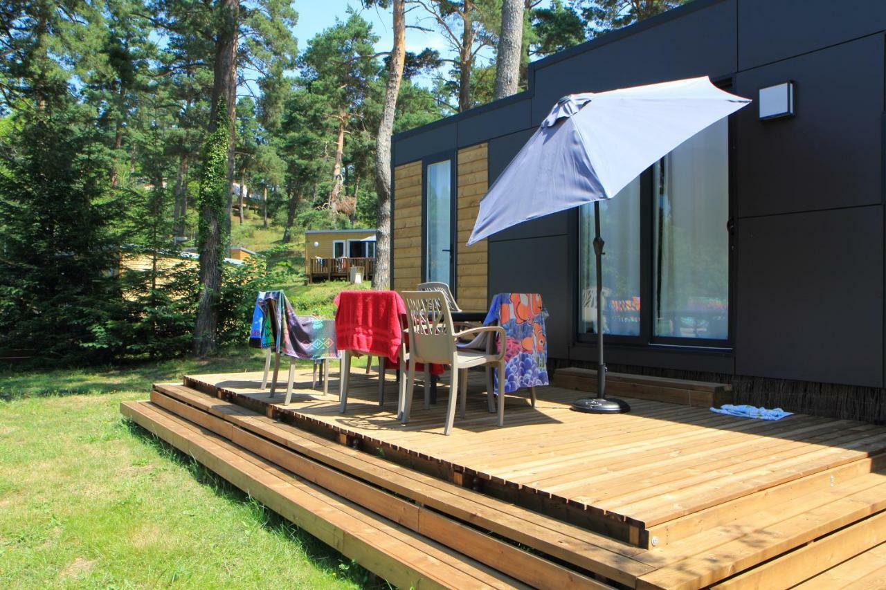 Camping Domaine Du Lac Chambon Murol Exteriér fotografie